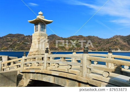 [廣島縣]天氣晴朗的千佐子碼頭（御手洗街景保護區飛島街道） 87653873