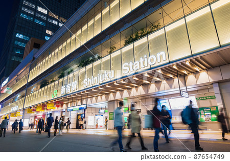 Shinjuku Station South Exit Koshu Highway Ticket Gate Shinjuku Station South Exit Koshu Highway Ticket Gate 87654749