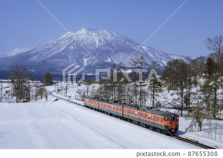 Snow Shinano Railway Series 115 Snow Shinano Railway Series 115 87655308