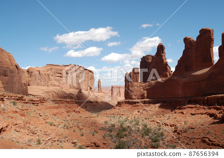 Spring America Grand Circle Drive 87656394