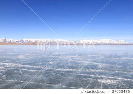 Lake Zorkul Pamir Plateau 87658486