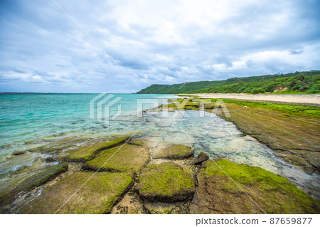 Scenery of Miyakojima Aragusuku Beach 87659877