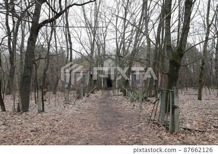 切爾諾貝利幼兒園 87662126