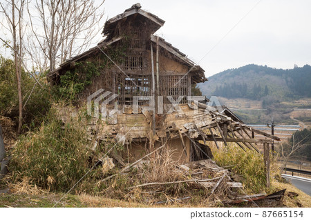 An old and very beautiful building in Misaki Town, Okayama Prefecture, Japan 87665154