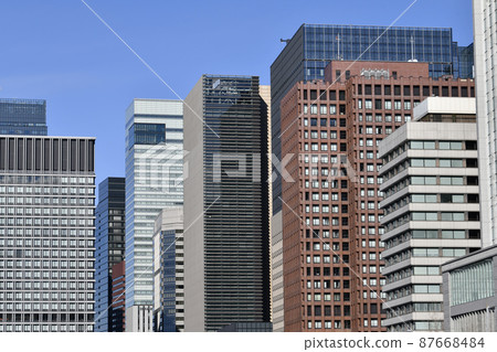 Tokyo cityscape of Japan, overlooking office buildings such as Otemachi and Marunouchi 87668484