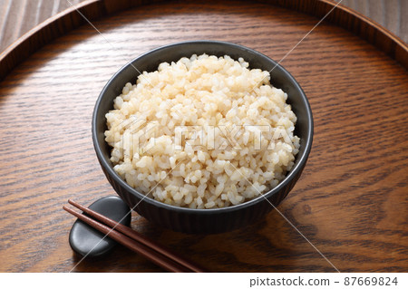 　Brown rice rice 87669824
