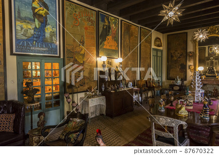 interiors of Palacio de las duenas, Seville, Andalusia, spain 87670322