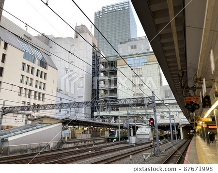 JR Shinjuku Station Home Saikyo Line Shonan Shinjuku Line LUMINE 87671998