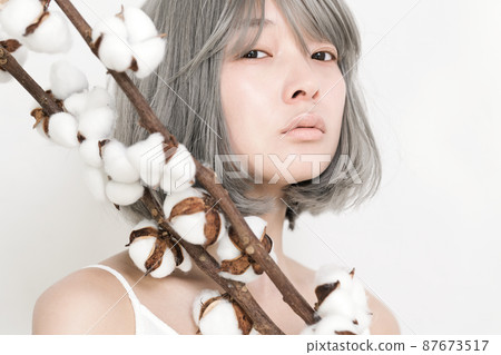 女仕女肖像 87673517