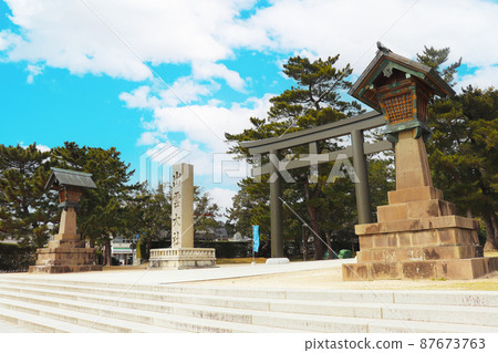 Izumo City, Shimane Prefecture "Izumo Taisha Torii" 87673763