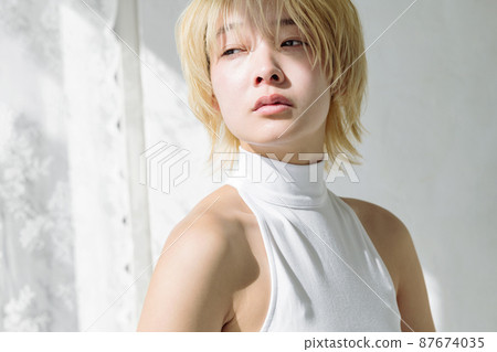 Female portrait without makeup Female portrait without makeup 87674035