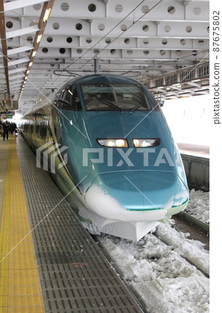 Sightseeing train Shinkansen Sightseeing train Shinkansen 87675802