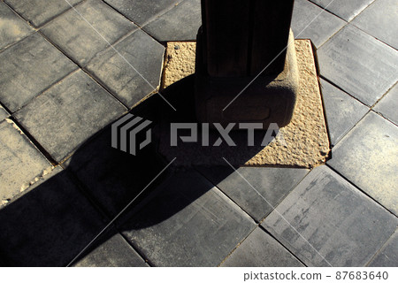 Obakusan Mampukuji Temple Corridor Pillars and Roof Tile, Uji City, Kyoto Prefecture 87683640