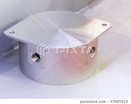 Aluminium products made from high pressure diecasting and machining process Aluminium products made from high pressure diecasting and machining process 87685929