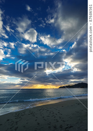 Beach and sunset 87686561