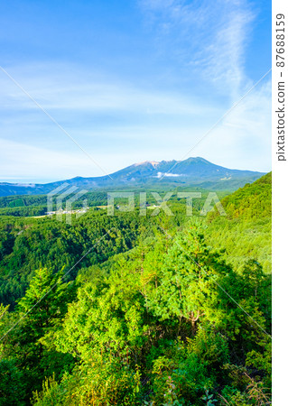從久藏峠展望台看到的御嶽山(夏季/上午) 從久藏峠展望台看到的御嶽山(夏季/上午) 87688159