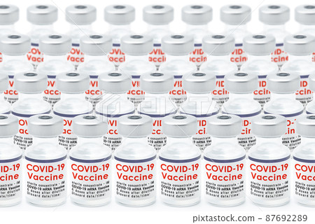Image of new coronavirus vaccine_Large number of vials 87692289