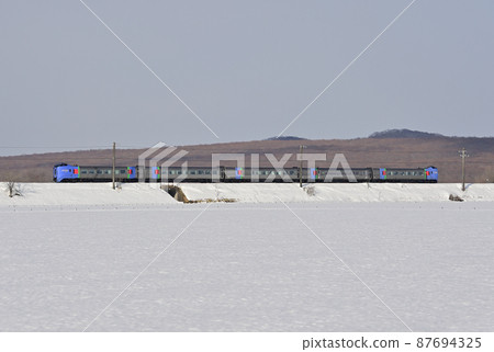 Sekisho Line Komasato (Shin) -Minami Chitose JR Hokkaido Kiha 283 Series Ozora 87694325