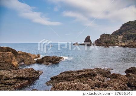 Marine pollution (Echizen coast) Marine pollution (Echizen coast) 87696143