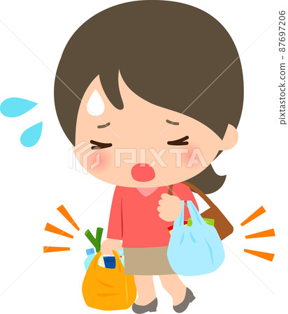 A woman who seems to have a lot of luggage on the way home from shopping 87697206
