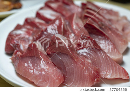 Delicious yellowtail hot pot dish Delicious yellowtail hot pot dish 87704866