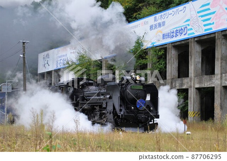 從釜石線陸中大橋站出發的SL Ginga出發場景 87706295