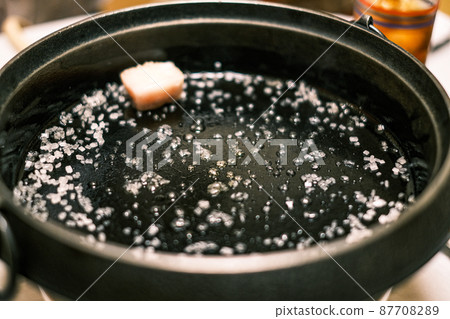 Preparation for sukiyaki 01 87708289