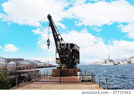Kure City, Hiroshima Prefecture "Crane for loading torpedoes" Kure City, Hiroshima Prefecture "Crane for loading torpedoes" 87715463