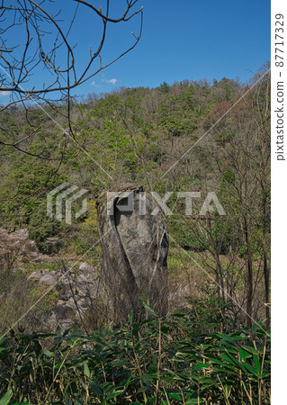 《Shimane Prefecture》 Prefectural Natural Park Demon Tongue Earthquake Scenery [April] 87717329