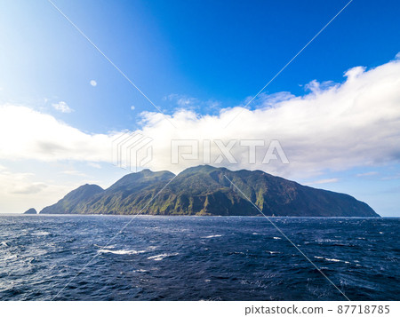 Mikurajima seen from the ship of Tachibana Maru (Izu Islands) 87718785