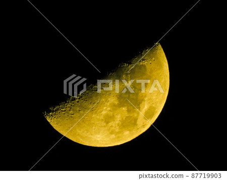 Moon (first quarter moon) Moon (first quarter moon) 87719903