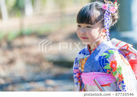 7-year-old Shichigosan 87720546