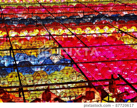 lantern to light up the darkness 87720617