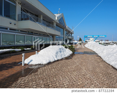 早春的小樽小樽港碼頭（小樽海站） 87722284