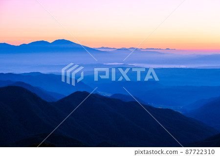 三重峰的曙光信州金星線 87722310