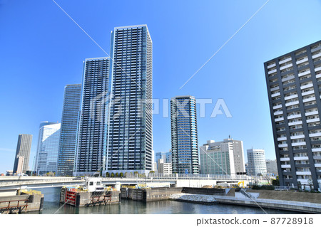 View of Asashio Bridge / Asashio Canal from Asashio Bridge (Chuo-ku, Tokyo) [2022.2] 87728918