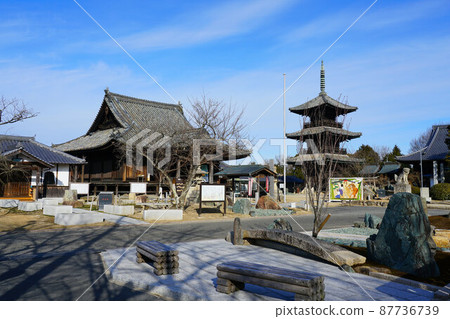 [Chugoku 33 Kannon Sacred Ground] No. 2 Main Hall and Triple Pagoda of Yokeiji Temple on a sunny winter day 2 Setouchi City, Okayama Prefecture 87736739
