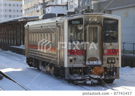 Winter Semmo Main Line: Rapid Shiretoko Mashu Winter Semmo Main Line: Rapid Shiretoko Mashu 87741457
