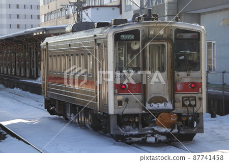 Winter Semmo Main Line: Rapid Shiretoko Mashu Winter Semmo Main Line: Rapid Shiretoko Mashu 87741458