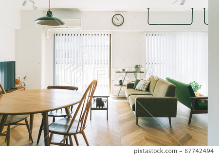 Renovated room 87742494