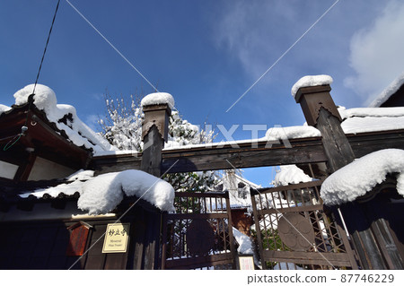 Winter scenery of Ninja Temple in Kanazawa Winter scenery of Ninja Temple in Kanazawa 87746229