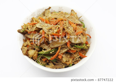 Kinpira burdock salad Kinpira burdock salad 87747222