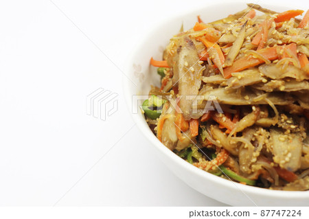 Kinpira burdock salad Kinpira burdock salad 87747224