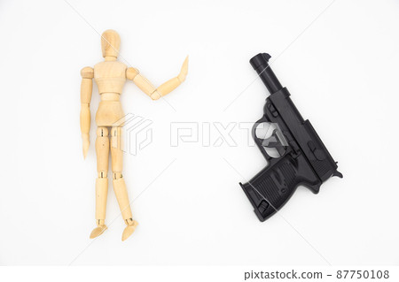 繪圖娃娃和玩具槍，反對戰爭的形象，剷除犯罪的形象 87750108