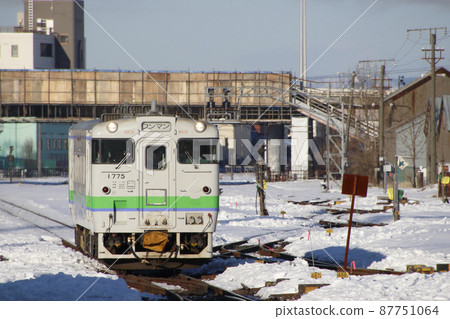 根室本線 Kiha 40 型（新德⇔釧路） 87751064