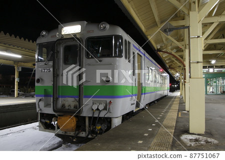 根室本線 Kiha 40 型(新德⇔釧路) 根室本線 Kiha 40 型(新德⇔釧路) 87751067