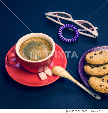 Coffee break during working day, creative people, advertising business concept Coffee break during working day, creative people, advertising business concept 87757152