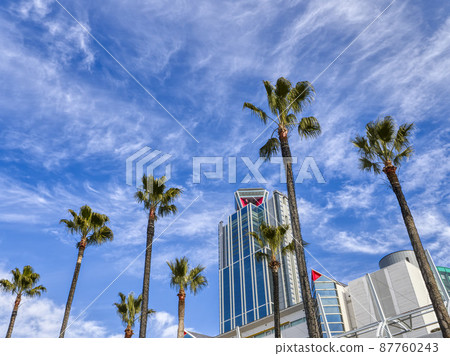 [HDR] Osaka Nanko ATC and Osaka Prefecture Sakishima Government Building 87760243