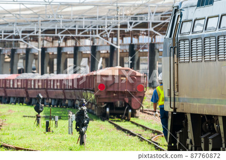 [西濃鐵道]貨運和機車連接工作 87760872