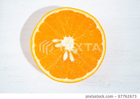 Kiyomi Orange Cross Section (produced in Ehime - Stock